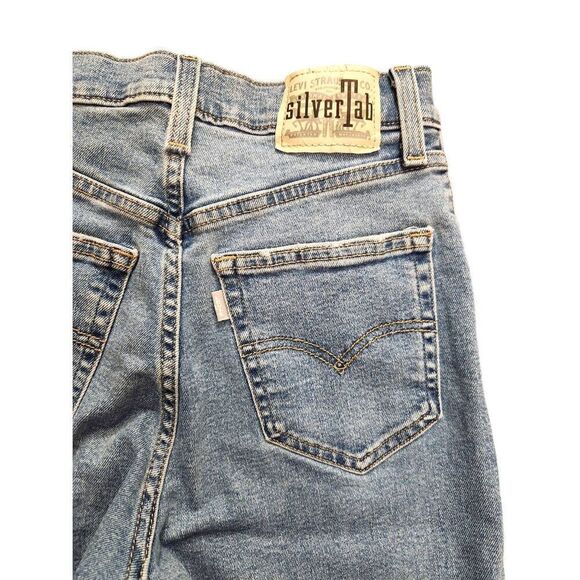 Levis SilverTab Mom Jean women's 26x26* measured distressed High-Rise Taper - Picture 9 of 11